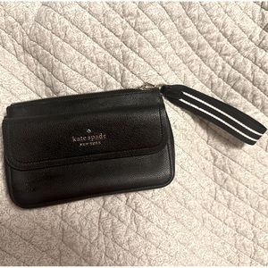 Kate Spade Rosie Black Medium Flap wristlet